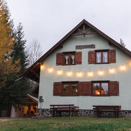 Csaloka Kulcsoshaz Villa Harghita-Băi Eksteriør bilde